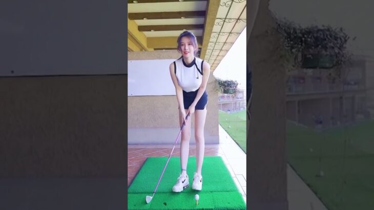 【中華美女】ゴルフセクシー美女 美脚 #shorts #short #shortvideo #firstshortvideo #youtubeshort