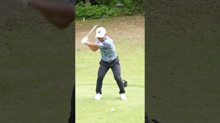 比嘉一貴ドライバースイング