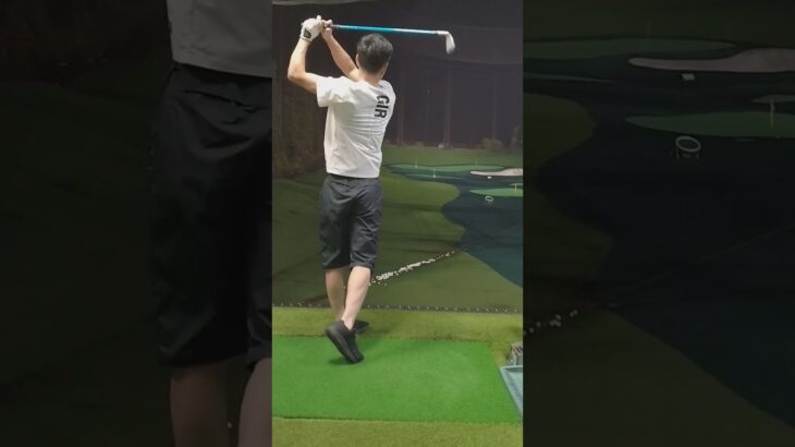 BONGOLF観て腕で上げるのをやめる １日目　#テイクバック #takeaway #golfswing #golf #練習 #ゴルフ
